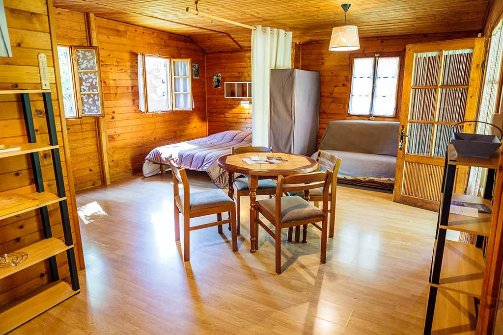 Chalet for 4 people on the bank of the river Tarn